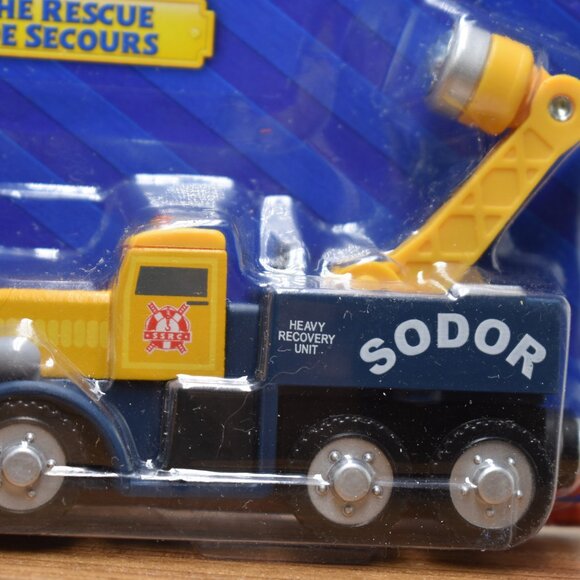 Race to the Rescue Flynn Fire Truck and Butch Thomas & Friends Wooden Railway - Picture 7 of 8